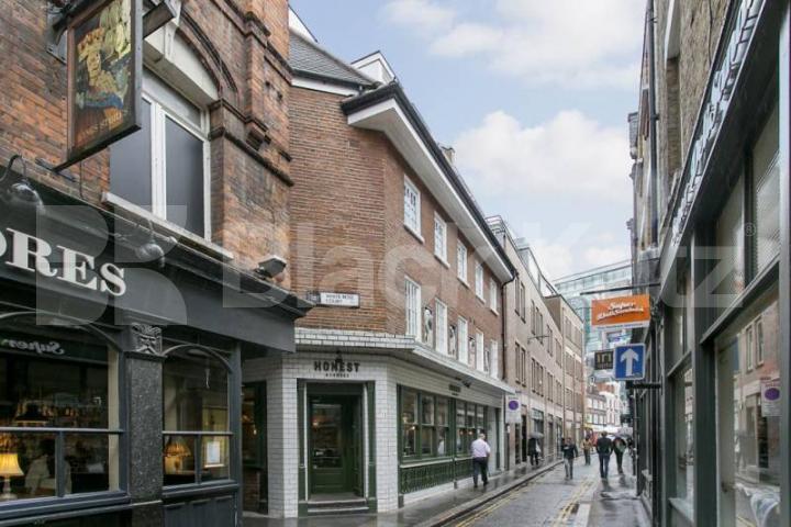 			ONE BED IN THE HEART OF SPITALFIELDS, 1 Bedroom, 1 bath, 1 reception Flat			 Widegate Street, LIVERPOOL STREET-SPITALFIELDS-SHOREDITCH